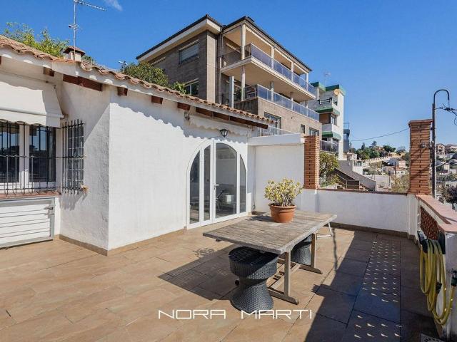 Vivienda de alto standing de 123 m2 en venta Esplugues de Llobregat, Cataluña