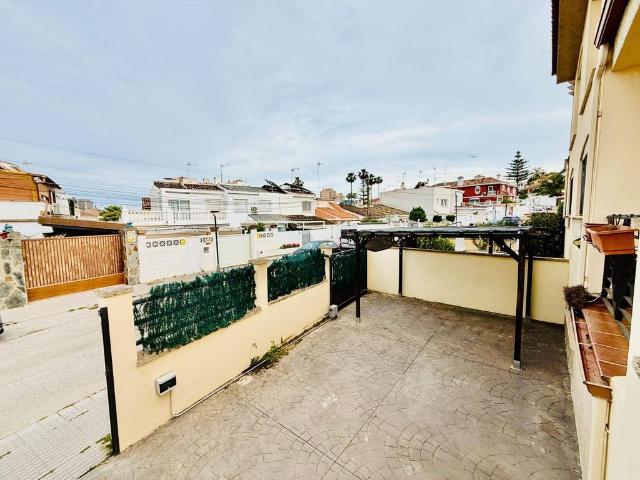 Vivienda de alto standing de 242 m2 en alquiler Torremolinos, España