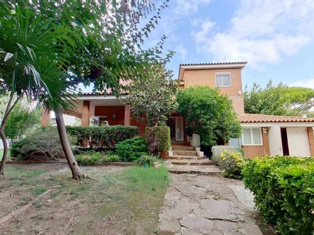 Vivienda de alto standing de 244 m2 en alquiler Gavà, España