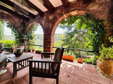 Vivienda de alto standing de 249 m2 en venta Castellví de Rosanés, Cataluña