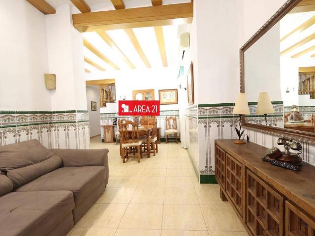 Vivienda de alto standing de 252 m2 en venta Puebla de Vallbona, Comunidad Valenciana