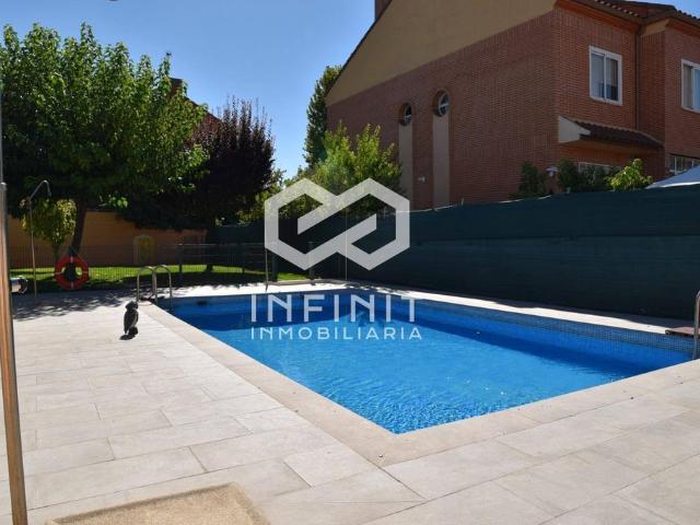 Vivienda de alto standing de 254 m2 en venta Alcalá de Henares, España