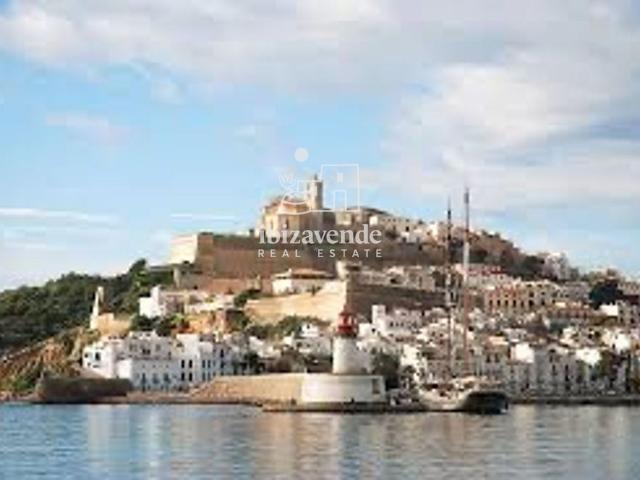 Vivienda de alto standing de 254 m2 en venta Ibiza, España