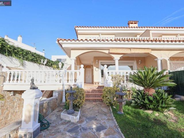 Vivienda de alto standing de 260 m2 en venta San Pedro de Ribas, España