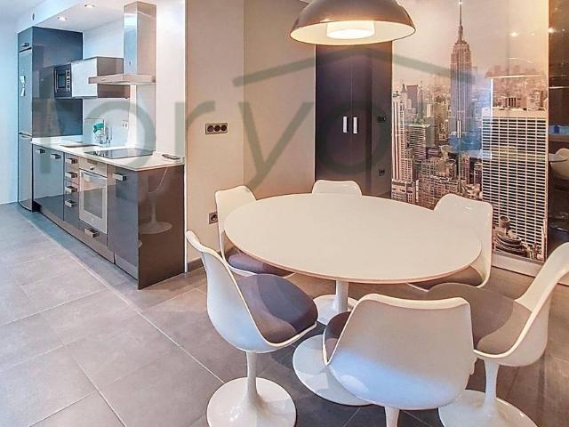 Vivienda de alto standing de 268 m2 en venta Zaragoza, España