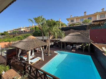 Vivienda de alto standing de 283 m2 en venta Alhaurín de la Torre, España