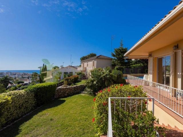 Vivienda de alto standing de 283 m2 en venta Sitges, España
