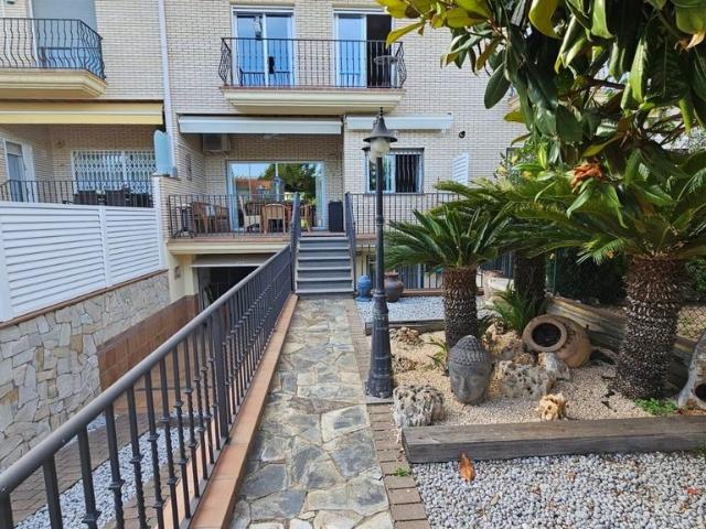 Vivienda de alto standing de 291 m2 en venta Pineda, España