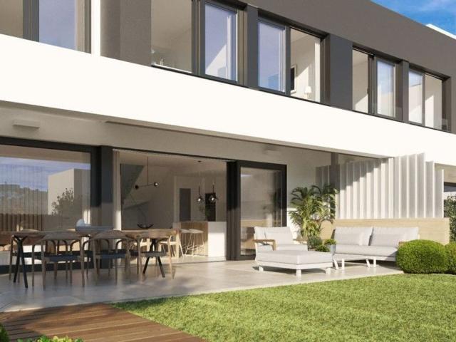 Vivienda de alto standing de 206 m2 en venta Estepona, España