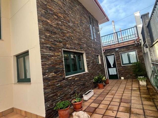 Vivienda de alto standing de 210 m2 en venta Bergondo, España
