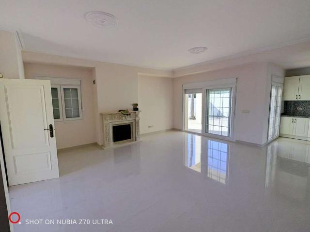 Vivienda de alto standing de 220 m2 en venta Orihuela, Comunidad Valenciana