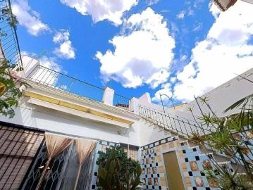 Vivienda de alto standing de 225 m2 en venta Burjassot, Comunidad Valenciana