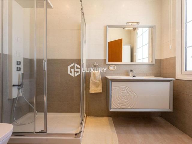 Vivienda de alto standing de 228 m2 en venta Adeje, España