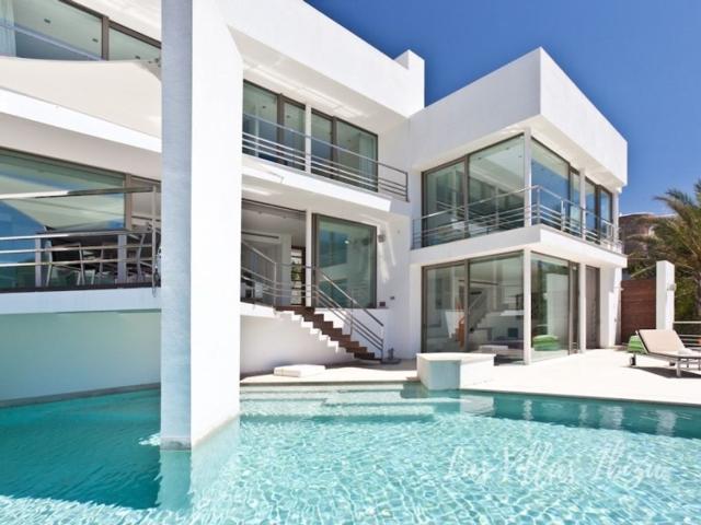 Villa / Chalet de 230 m2 en venta en San Jose de la Atalaya, Baleares