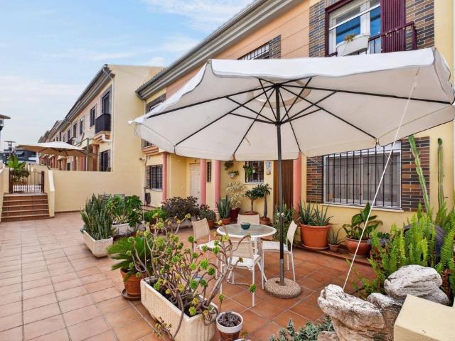 Vivienda de alto standing de 237 m2 en venta Alhaurín de la Torre, España