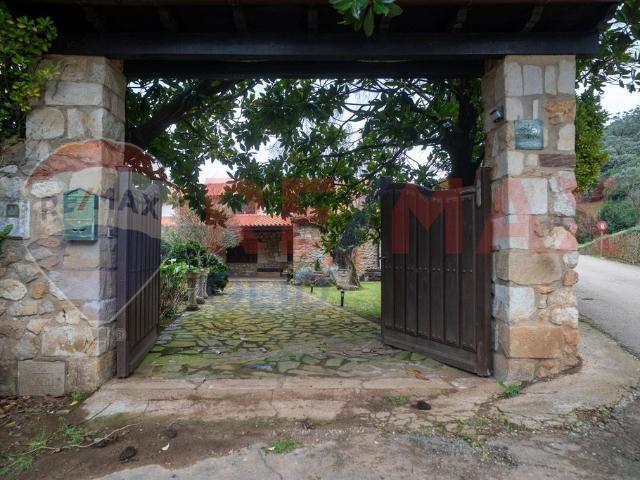 Vivienda de alto standing de 344 m2 en venta Alfoz de Lloredo, España