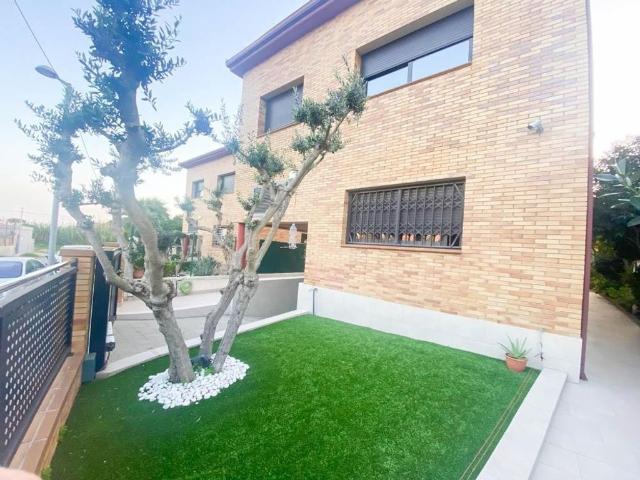 Vivienda de alto standing de 359 m2 en venta Pineda, España