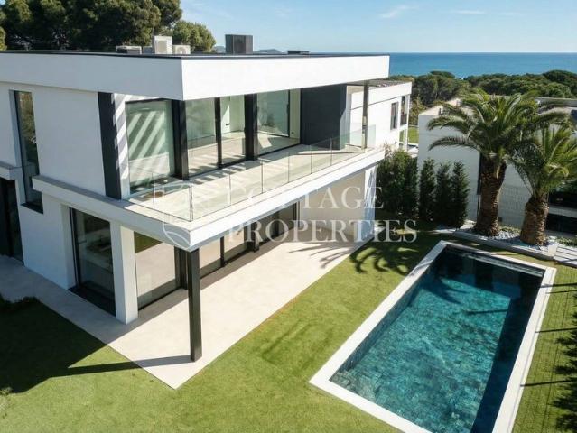 Vivienda de alto standing de 364 m2 en venta Sant Antoni de Calonge, Cataluña