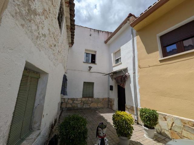 Vivienda exclusiva de 375 m2 en venta Villalbilla, España