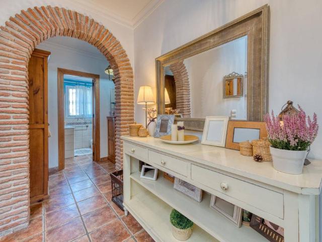 Vivienda de alto standing de 326 m2 en venta Fuengirola, Andalucía
