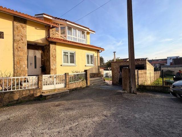 Vivienda de alto standing de 331 m2 en venta Mugardos, Galicia