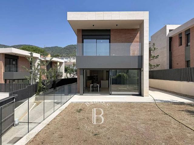 Vivienda de alto standing de 332 m2 en venta Premiá de Dalt, Cataluña