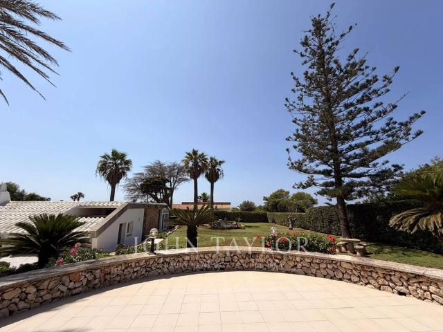 Vivienda de alto standing de 450 m2 en venta Sant Lluís, Baleares