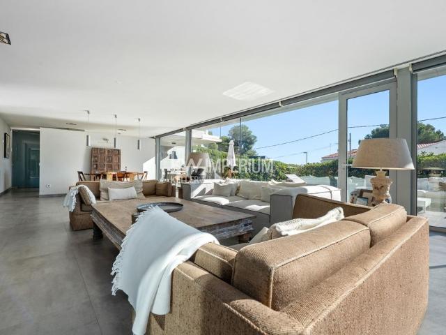 Vivienda de alto standing de 476 m2 en venta Tarragona, Cataluña
