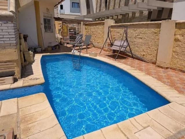Vivienda de alto standing de 402 m2 en venta Vélez Málaga, España