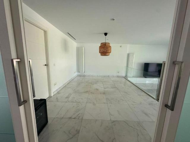 Vivienda de alto standing de 419 m2 en alquiler Boadilla del Monte, España
