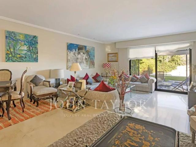 Vivienda de alto standing de 431 m2 en venta Madrid, Comunidad de Madrid
