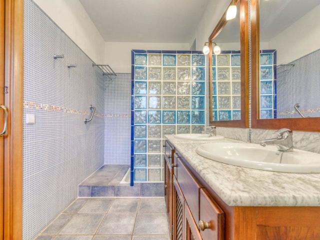 Vivienda de alto standing de 434 m2 en venta Sils, Cataluña