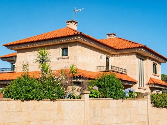Vivienda de alto standing de 576 m2 en venta Vigo, España
