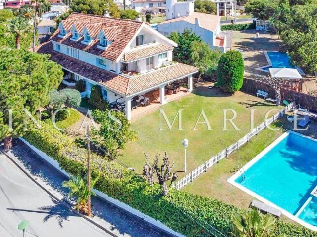 Vivienda de alto standing de 600 m2 en venta Sitges, España
