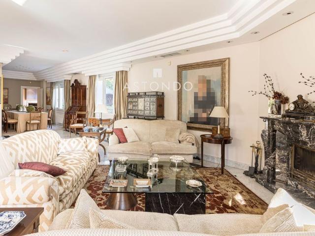 Vivienda de alto standing de 788 m2 en venta Madrid, España