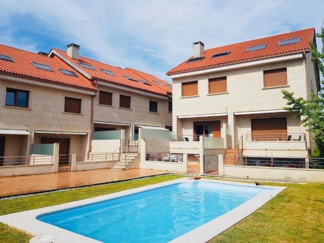 Vivienda de alto standing en venta Sangenjo, Galicia