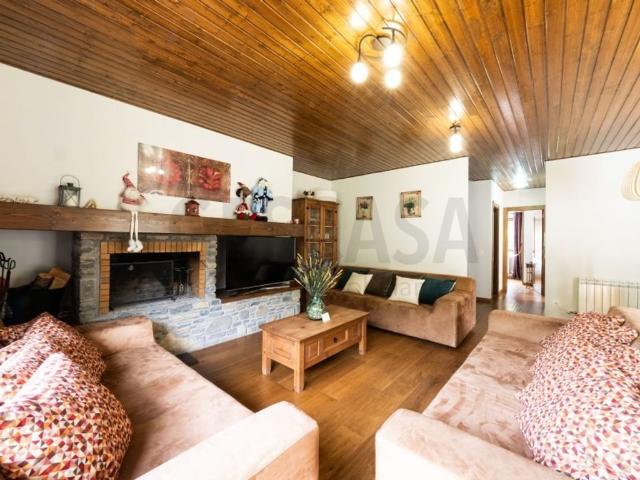 Vivienda de alto standing en venta Viella Mitg Arán, España