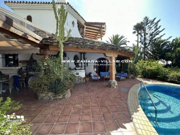 Vivienda de alto standing en venta Zahara de los Atunes, España