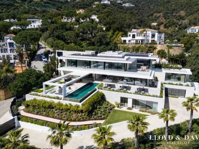 Vivienda de lujo de 1445 m2 en venta Marbella, Andalucía