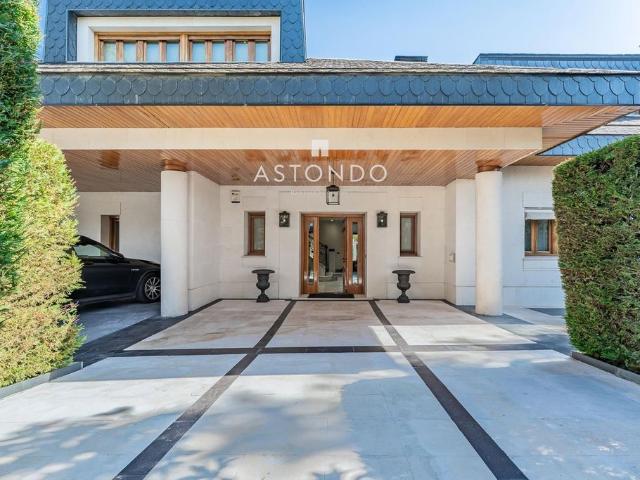 Vivienda de lujo de 1035 m2 en venta Madrid, Comunidad de Madrid