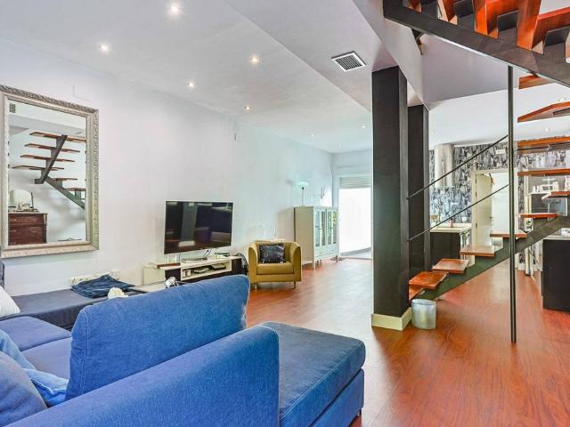 Vivienda de lujo de 128 m2 en venta Sevilla, España