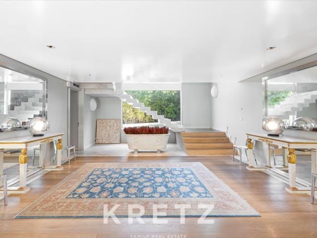 Vivienda exclusiva de 1325 m2 en venta Madrid, España