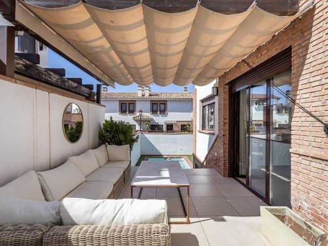 Vivienda de lujo de 251 m2 en venta Huétor Vega, Andalucía