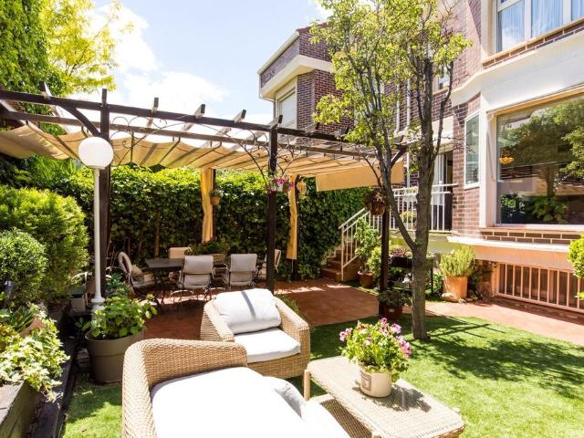 Vivienda de lujo de 257 m2 en venta Zaragoza, Aragón