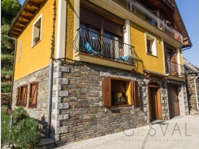 Vivienda de alto standing de 265 m2 en venta las Bordas, España