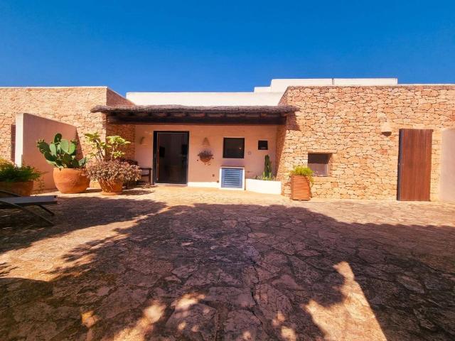 Vivienda de lujo de 283 m2 en venta Formentera, Baleares