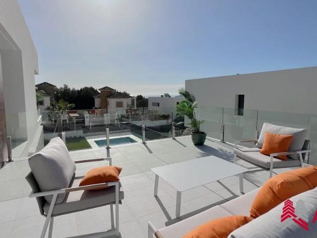 Vivienda de lujo de 205 m2 en venta Finestrat, España