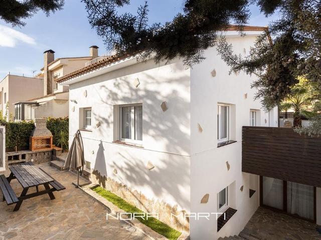 Vivienda de lujo de 205 m2 en venta Sant Just Desvern, España