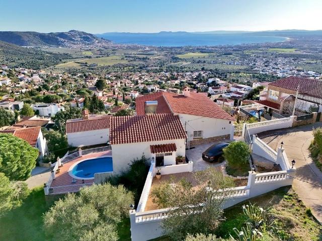 Vivienda de lujo de 217 m2 en venta Rosas, Cataluña