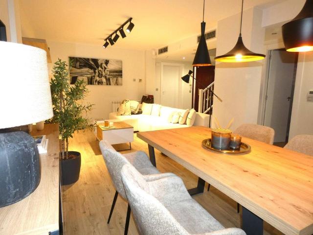 Vivienda de lujo de 214 m2 en venta Utebo, Aragón
